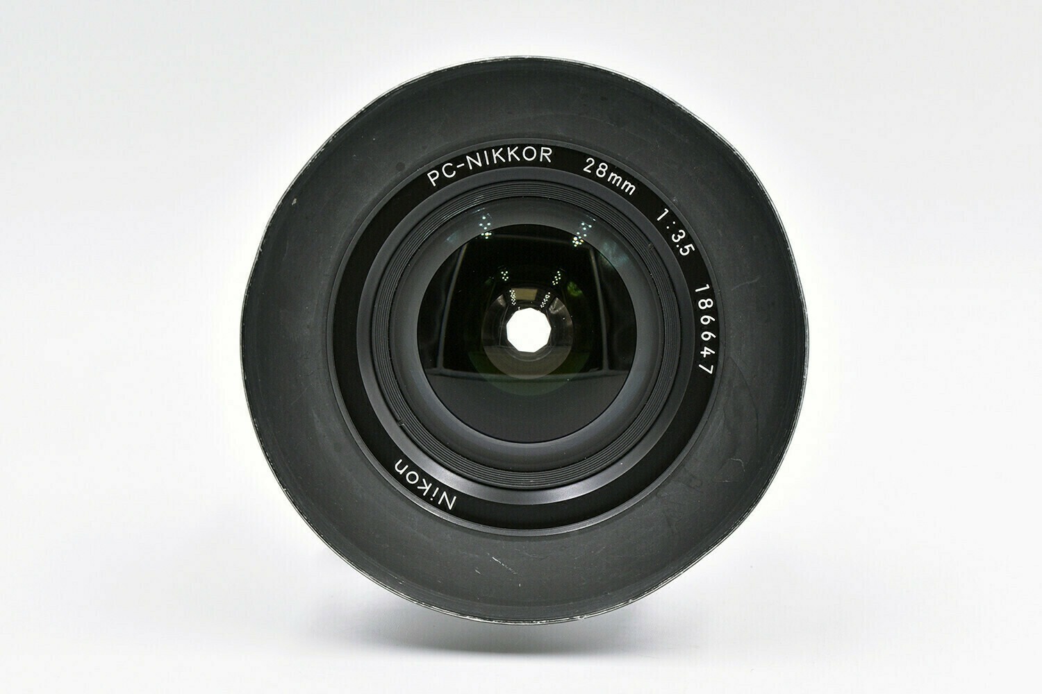 Nikon PC 28 mm f 3-5 - 31477 2