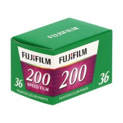 pellicule-photo-fuji-fujicolor-c200-200-iso-135-36p
