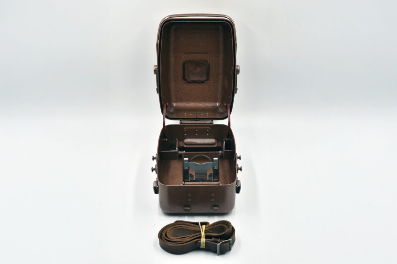 Rolleiflex Boite metal Safari - 4